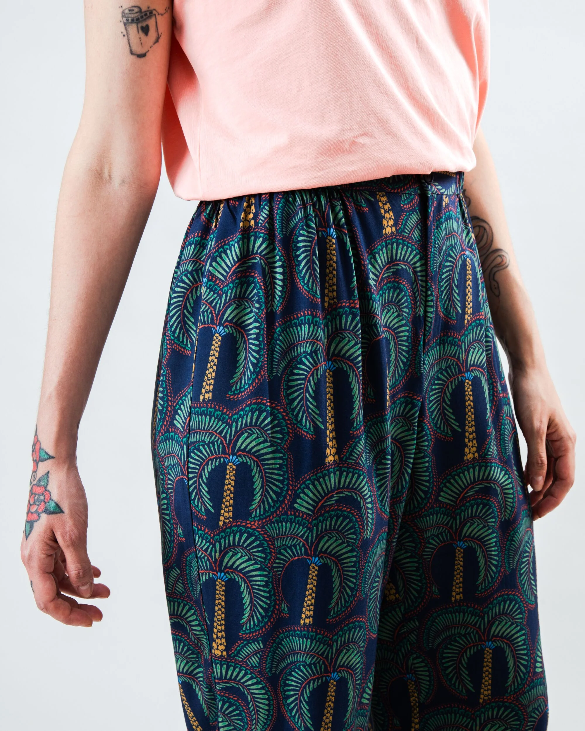 Borneo Harem Pants Navy - Image 3