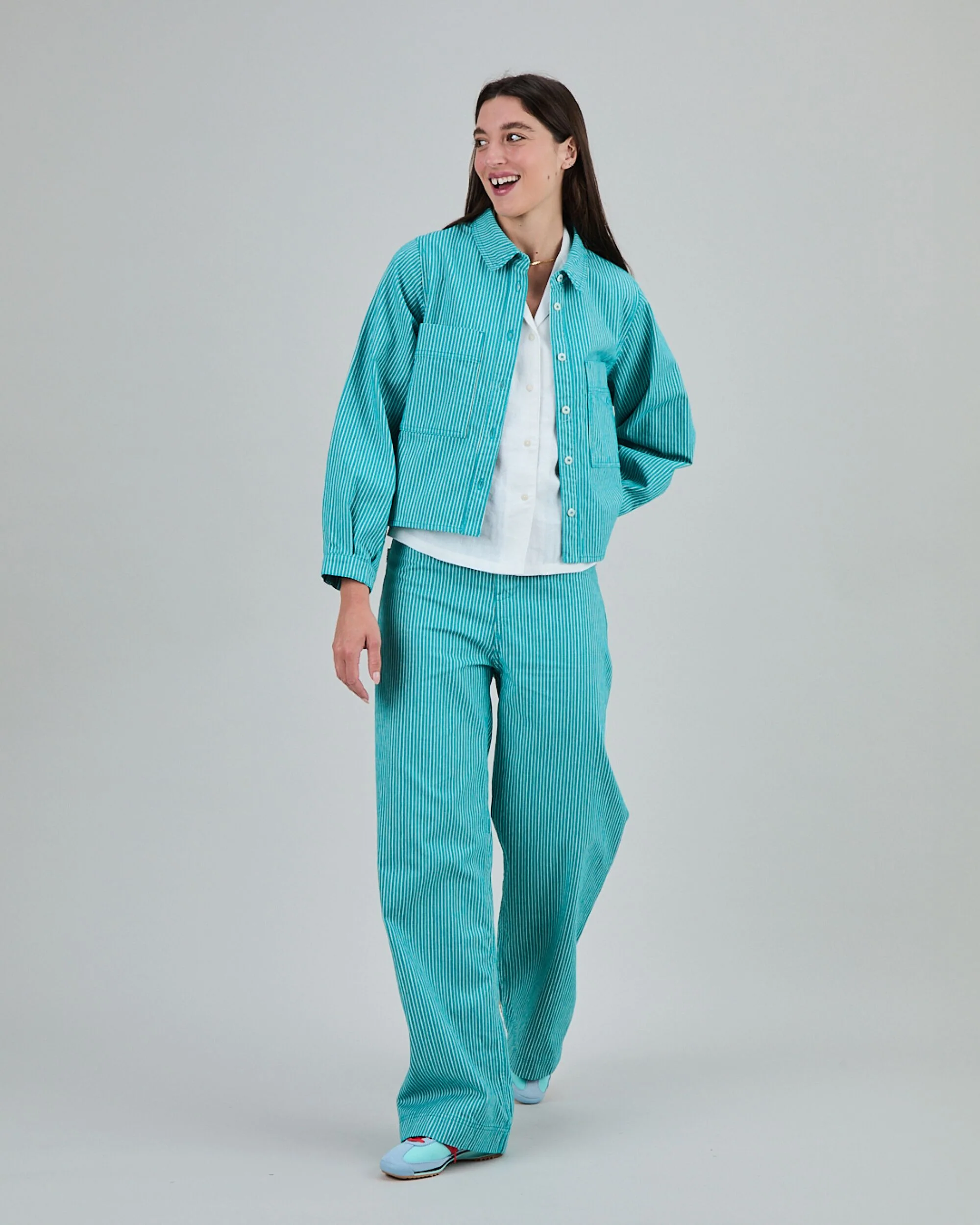 Denim Stripes Cropped Overshirt Green - Image 9