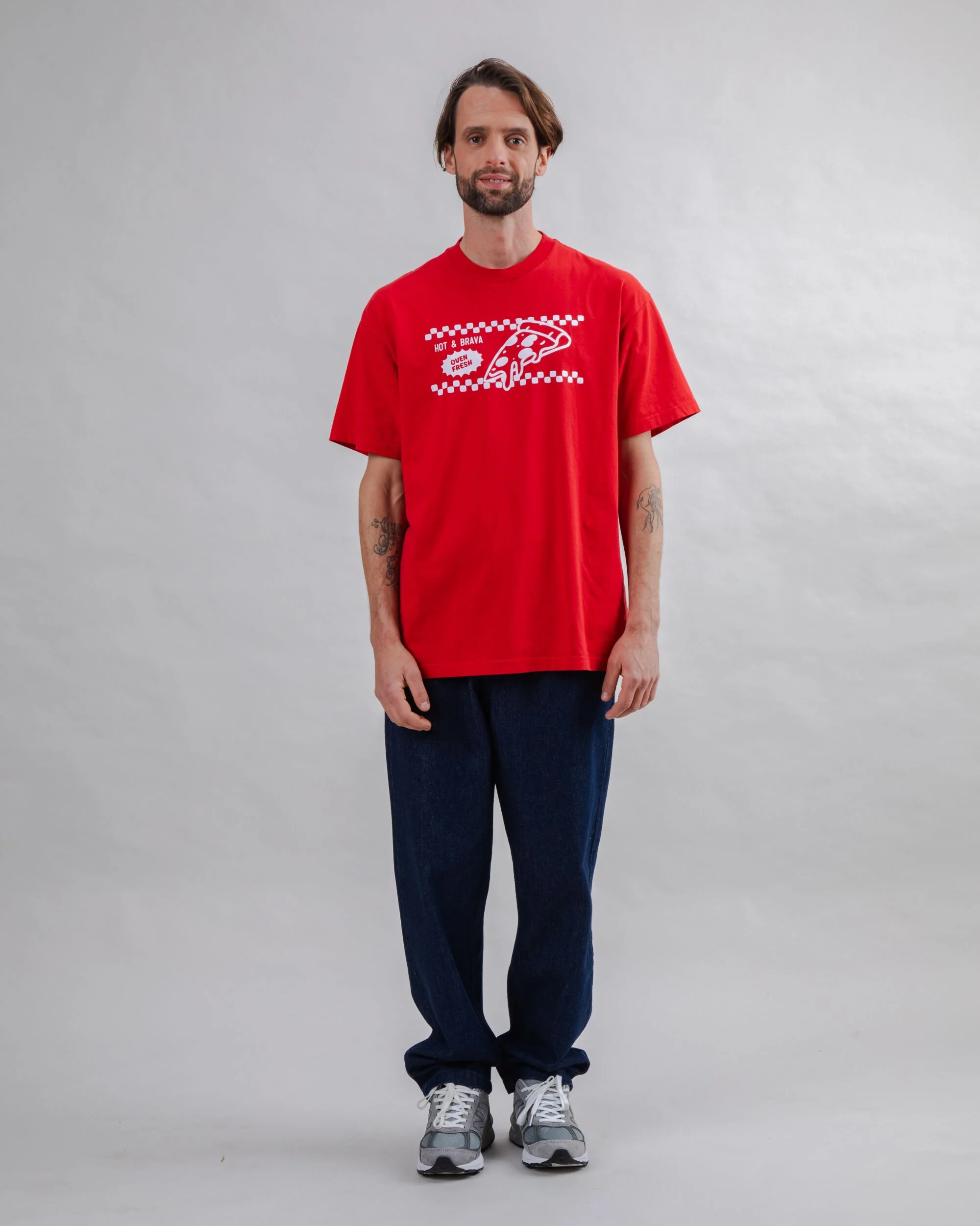Hot & Brava Pizza Oversize T-shirt Red - Image 3