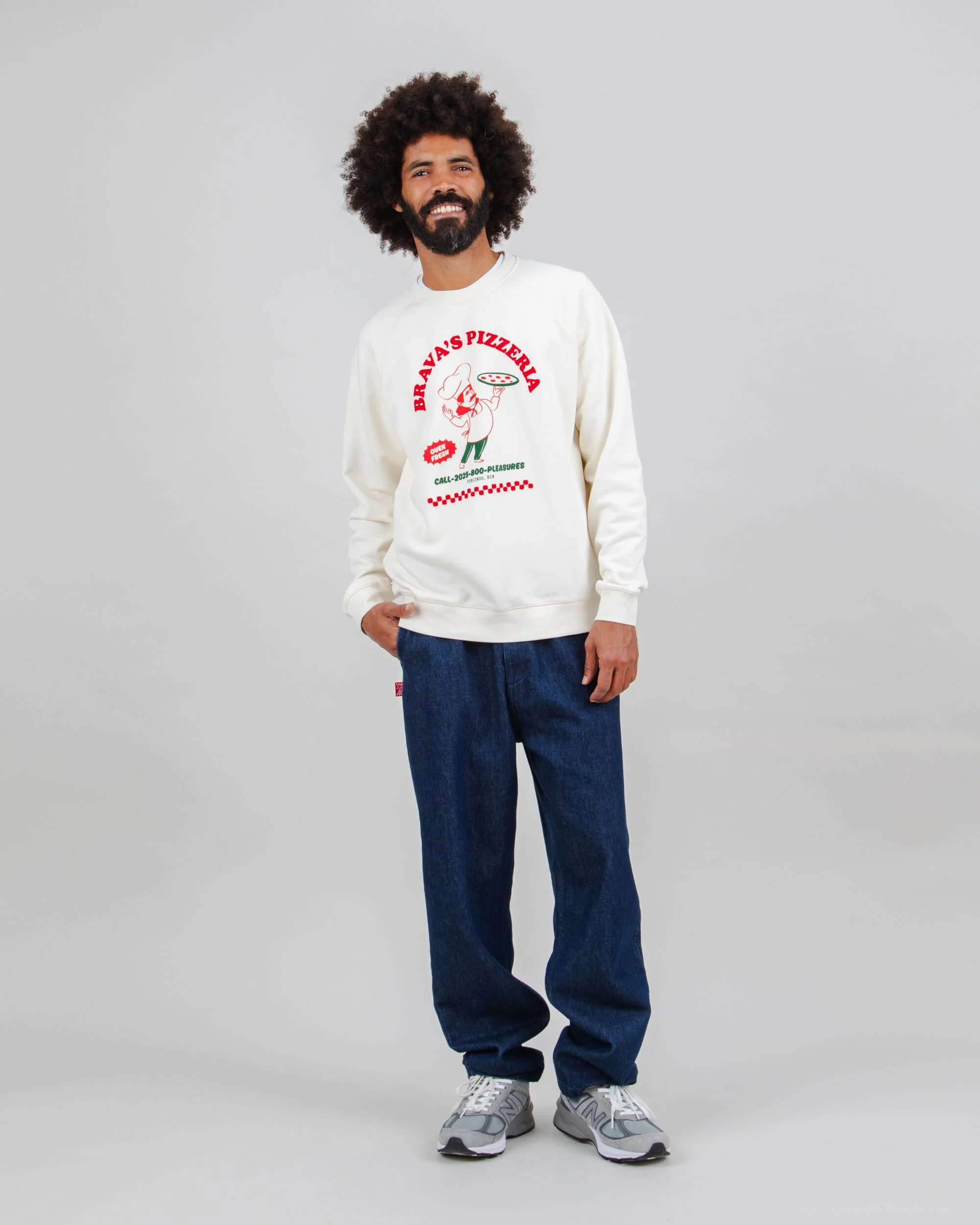 Hot & Brava Pizza Sweatshirt White - Image 3