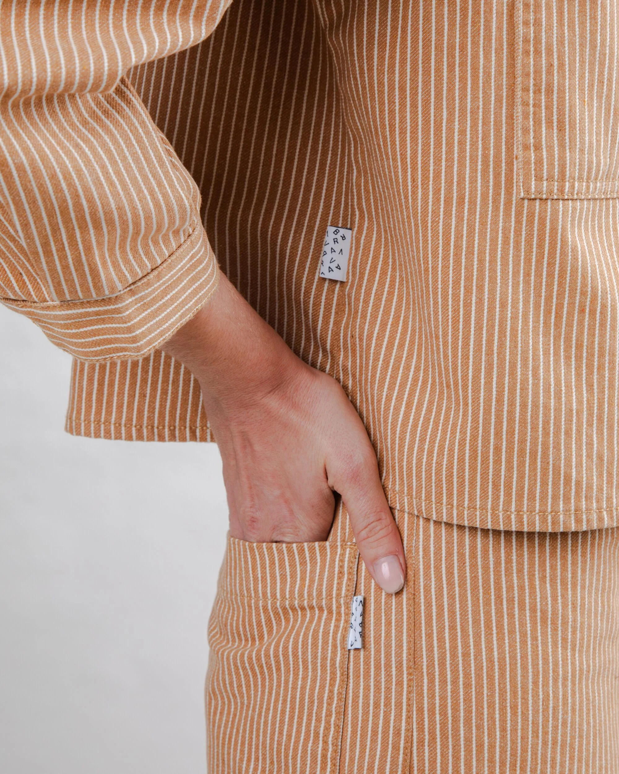 Striped Boxy Shirt Camel - Image 5