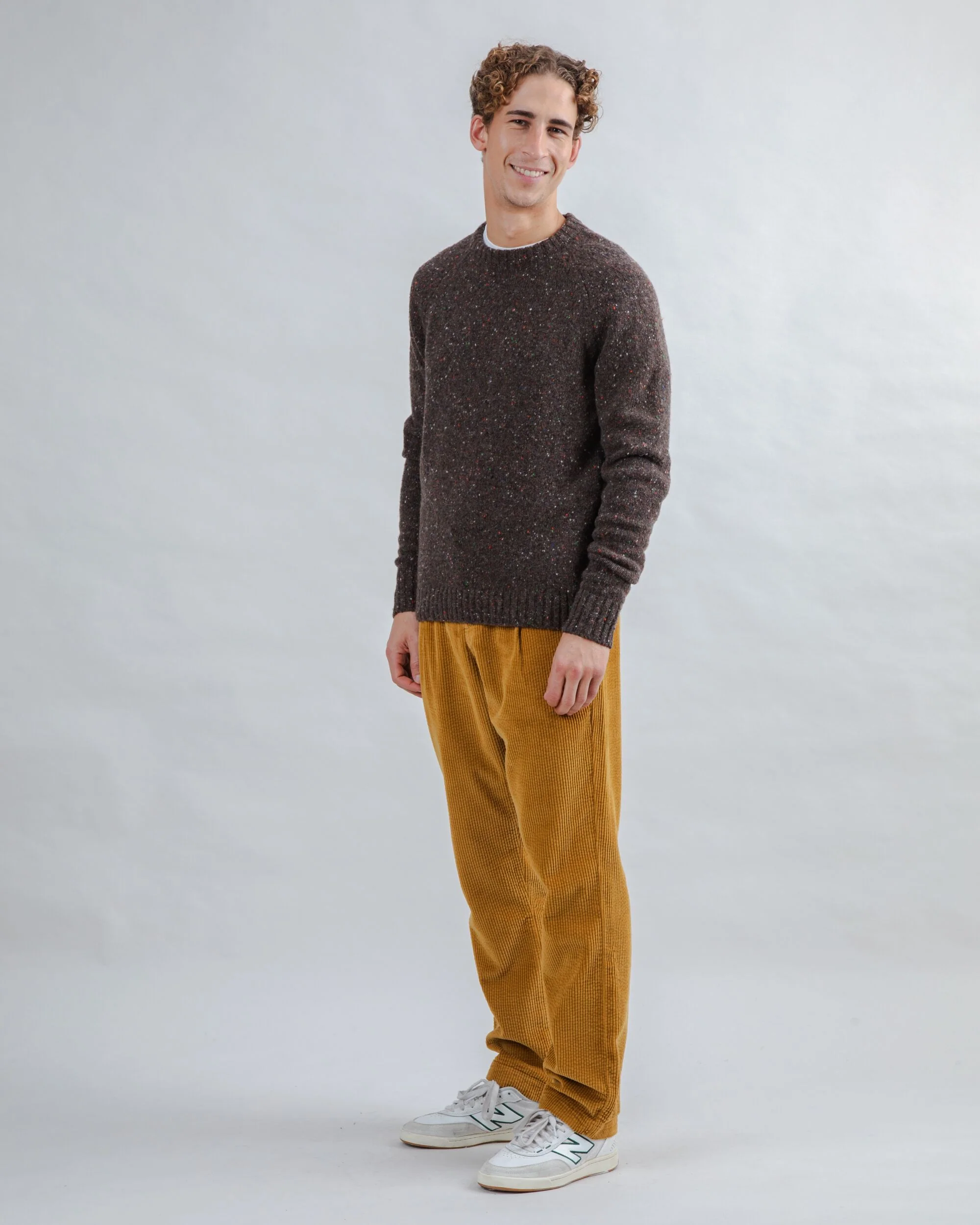 Wool Sweater Raglan Chocolate - Image 3